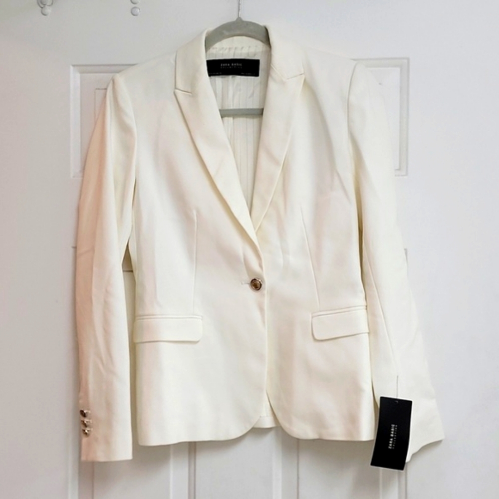 Zara White Blazer